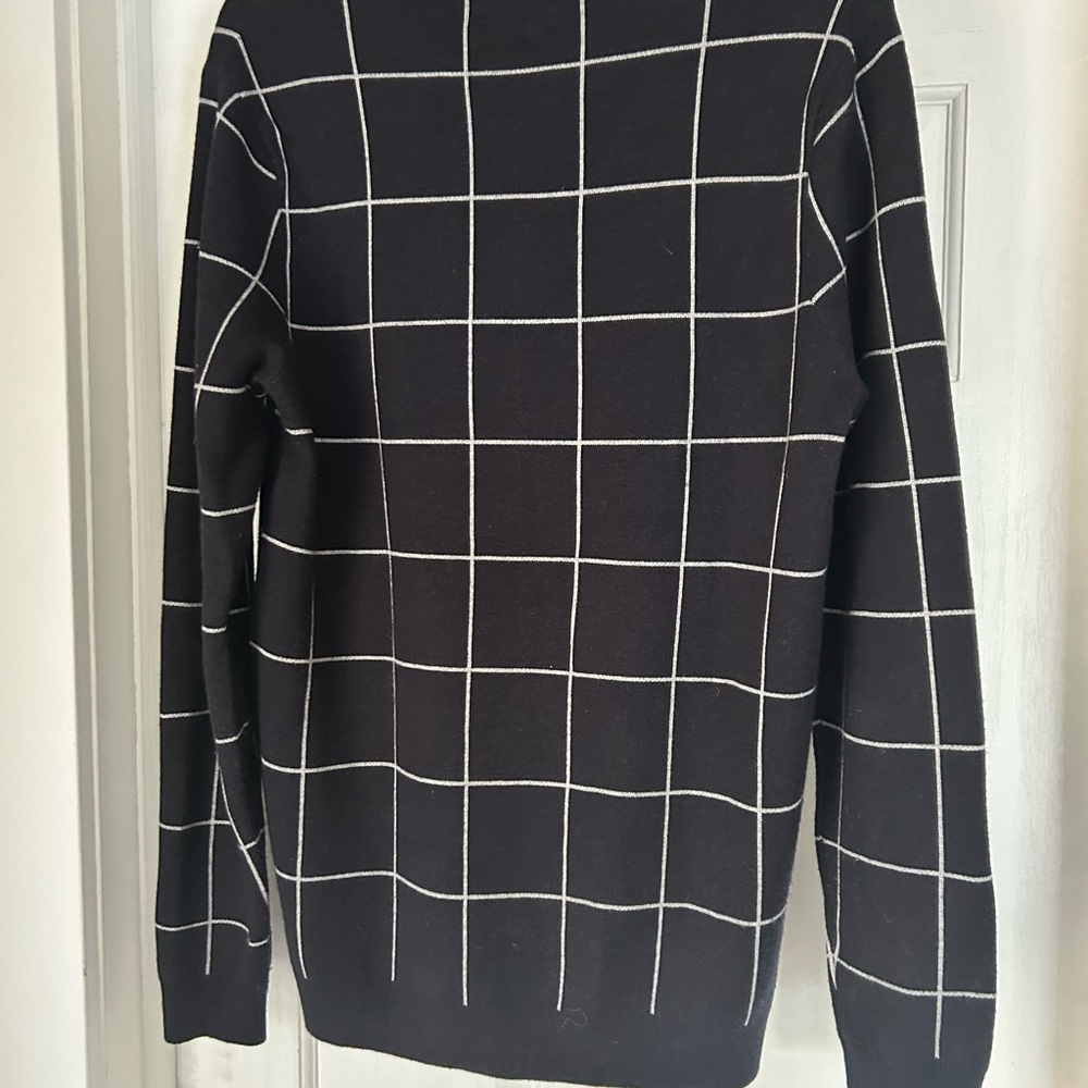 Zara Sweater - Picture 2 of 4